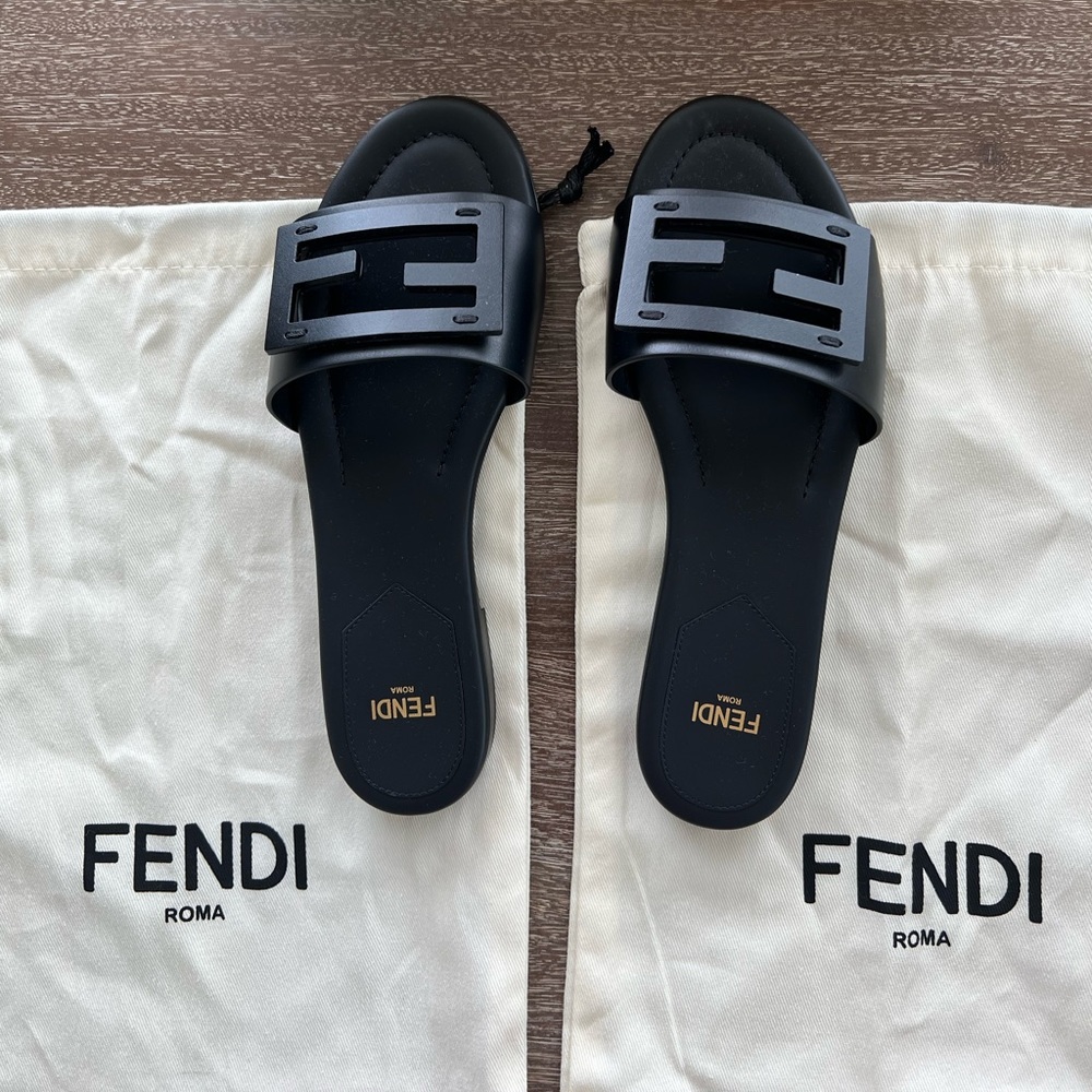 Fendi signature black slides BNIB 36 or size 6